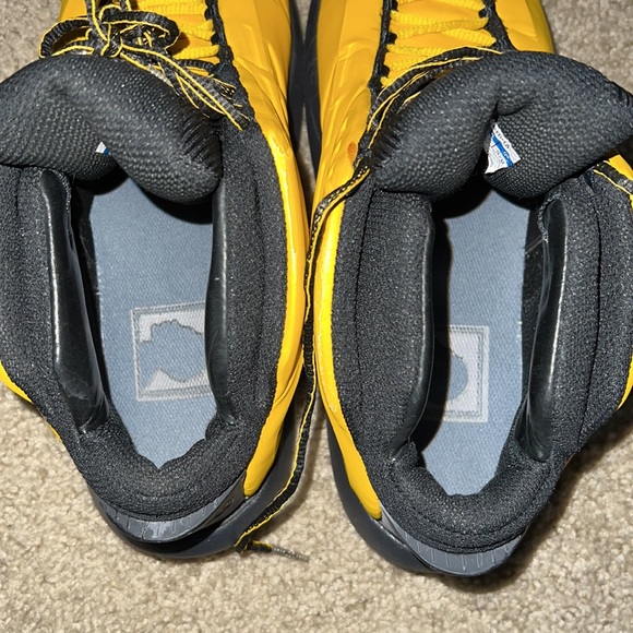 Adidas THE KOBE 2001 yellow/black size 9. - Picture 8 of 9